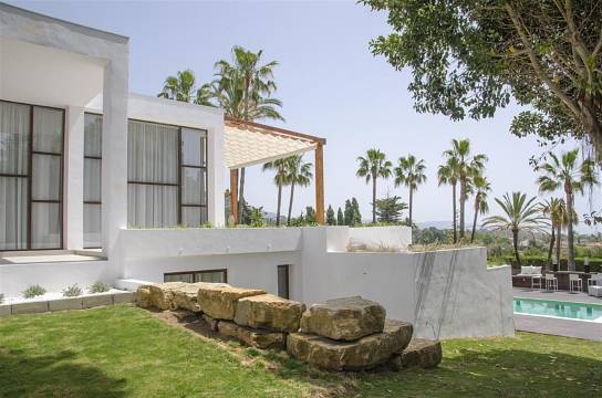 Luxus-Villa in Nagüeles R2797256