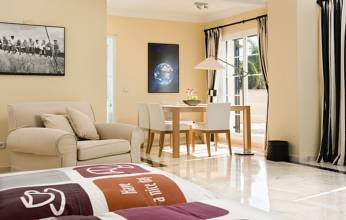 Thumbnail von Luxus-Villa in Los Monteros R2647832