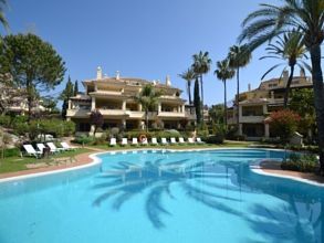 Luxus-Wohnung in Nueva Andalucia R2587532 
