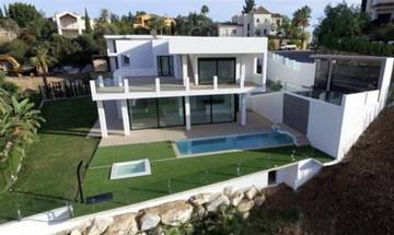 Luxus-Villa in El Rosario R2807600