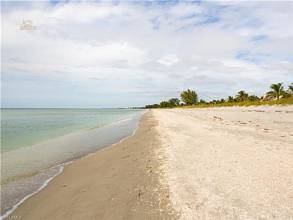 Thumbnail von 18 Beach Homes