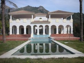 Thumbnail von Luxus-Villa in Sierra Blanca R2499152