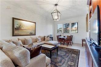 Thumbnail von 6597 NICHOLAS Boulevard 206