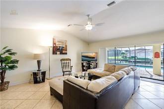 Thumbnail von 1044 SE 21st Avenue Cape Coral, FL 33990
