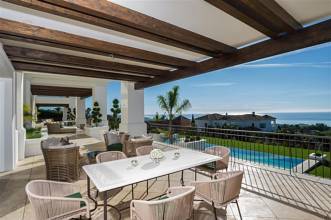 Thumbnail von Luxus-Villa in Sierra Blanca R2825156