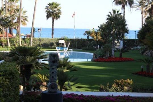 Luxus-Wohnung in Marbella R2825144