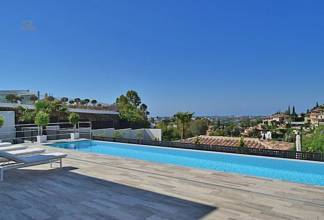 Luxus-Villa in La Quinta R2686370
