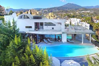 Luxus-Villa in Nueva Andalucia R2836001