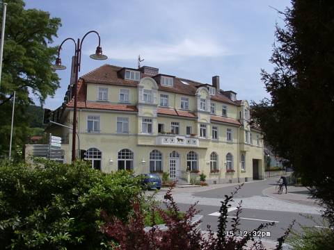 Hotelgebäude mit 25 Zimmern am Bodensee zu verkaufen