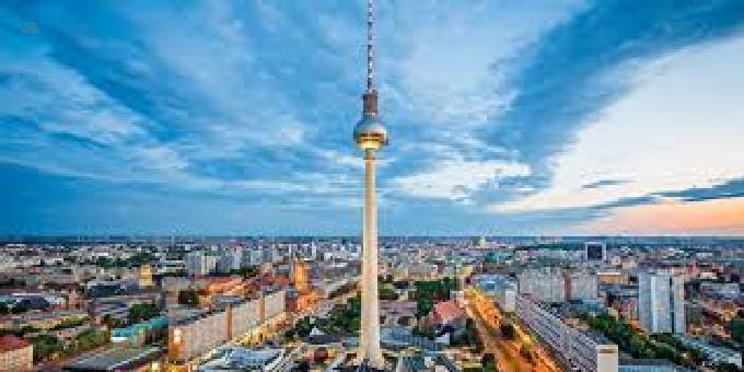 Renditeobjekt Großer Laden in Berlin-Mitte
