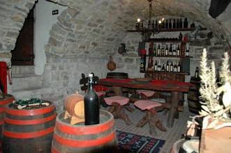 Thumbnail von Charmante Villa auf eigenem Hügel