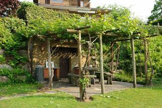 Thumbnail von Gepflegte, große Villa in Orts- und Seenähe mit Pool und Traumseeblick.