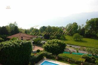 Thumbnail von Gepflegte, große Villa in Orts- und Seenähe mit Pool und Traumseeblick.