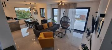 Thumbnail von Modern new-build villa with infinity pool and panoramic sea view, Crikvenica region