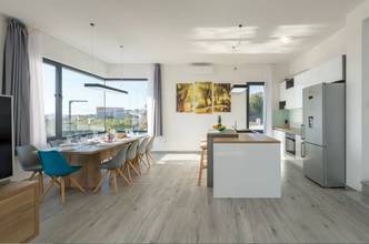 Thumbnail von Modern villa with swimming pool and sea view, Split region