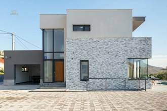 Thumbnail von Modern villa with swimming pool and sea view, Split region