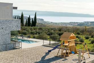 Thumbnail von Modern villa with swimming pool and sea view, Split region
