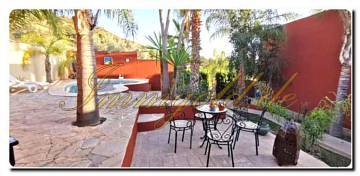 Thumbnail von Licht durchflutete Finca mit Gästehaus, Pool, Pferdestall und Reitplatz