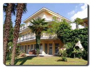 Immogold IMI 1326 renovierte Villa in ruhiger Lage