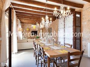 Thumbnail von MODERNES CHALET MIT TYPISCH MALLORQUINISCHEN ELEMENTEN UND LUXERIÖSEM AMBIENTE