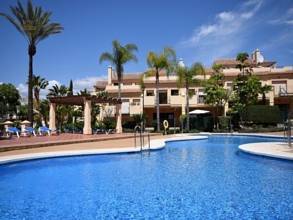 Luxus-Haus in Nueva Andalucia R2860484