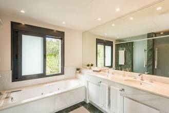 Thumbnail von Luxus-Villa in Nueva Andalucia R2854463