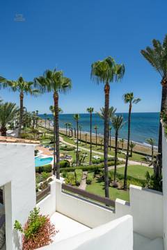 Apartment For Sale in Estepona, Málaga