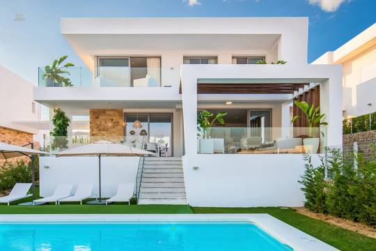  Santa Clara Villa ES134120