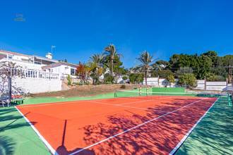 Thumbnail von Villa For Sale in Sierrezuela, Málaga