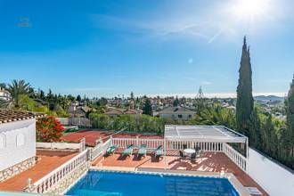 Thumbnail von Villa For Sale in Sierrezuela, Málaga