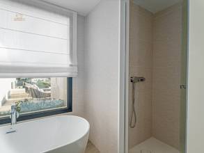 Thumbnail von Villa For Sale in Marbella, Málaga