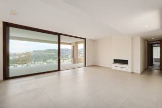 Thumbnail von Apartment For Sale in Benahavis, Málaga