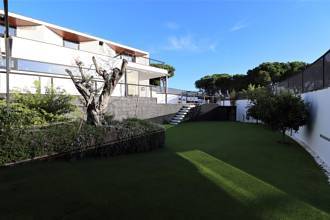 Thumbnail von Villa For Sale in Cabopino, Málaga