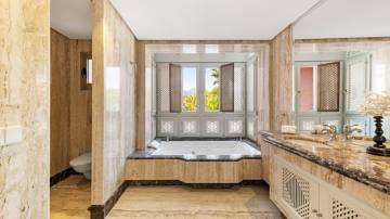 Thumbnail von Apartment For Sale in Los Monteros, Málaga