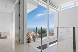 Thumbnail von Villa For Sale in Benalmadena, Málaga