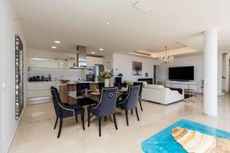 Thumbnail von Villa For Sale in Estepona, Málaga