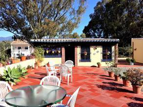 Thumbnail von Villa For Sale in Estepona, Málaga