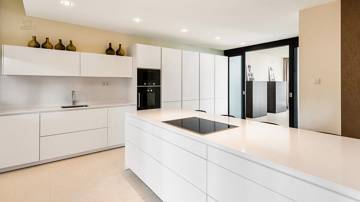 Thumbnail von Villa For Sale in Marbella, Málaga