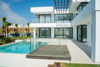 Thumbnail von Villa For Sale in Marbella, Málaga