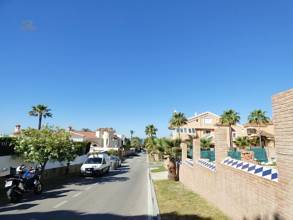 Thumbnail von Villa For Sale in Marbella, Málaga