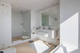 Thumbnail von Villa For Sale in Benahavis, Málaga