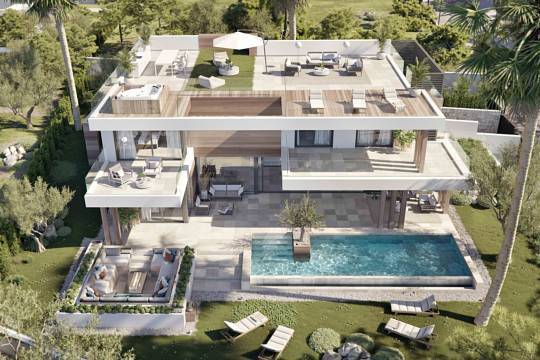Villa For Sale in Estepona, Málaga