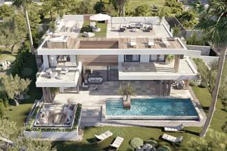 Villa For Sale in Estepona, Málaga