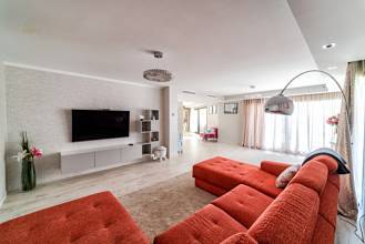 Thumbnail von Villa For Sale in Marbella, Málaga
