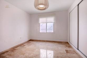 Thumbnail von Villa For Sale in San Pedro de Alcántara, Málaga