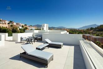 Thumbnail von Villa For Sale in Estepona, Málaga