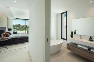 Thumbnail von Villa For Sale in Estepona, Málaga