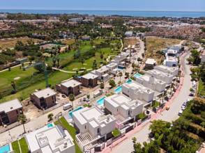 Thumbnail von Villa For Sale in Estepona, Málaga