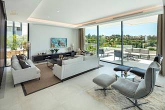 Thumbnail von Villa For Sale in Estepona, Málaga