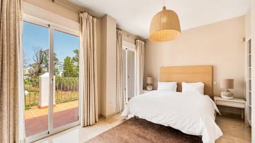 Thumbnail von Villa For Sale in San Pedro de Alcántara, Málaga